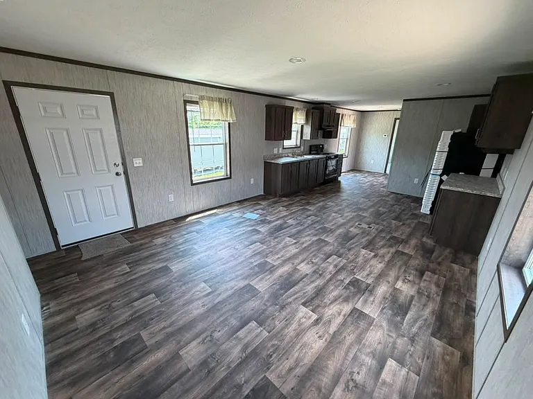 269 Brian Ln — Photo 3