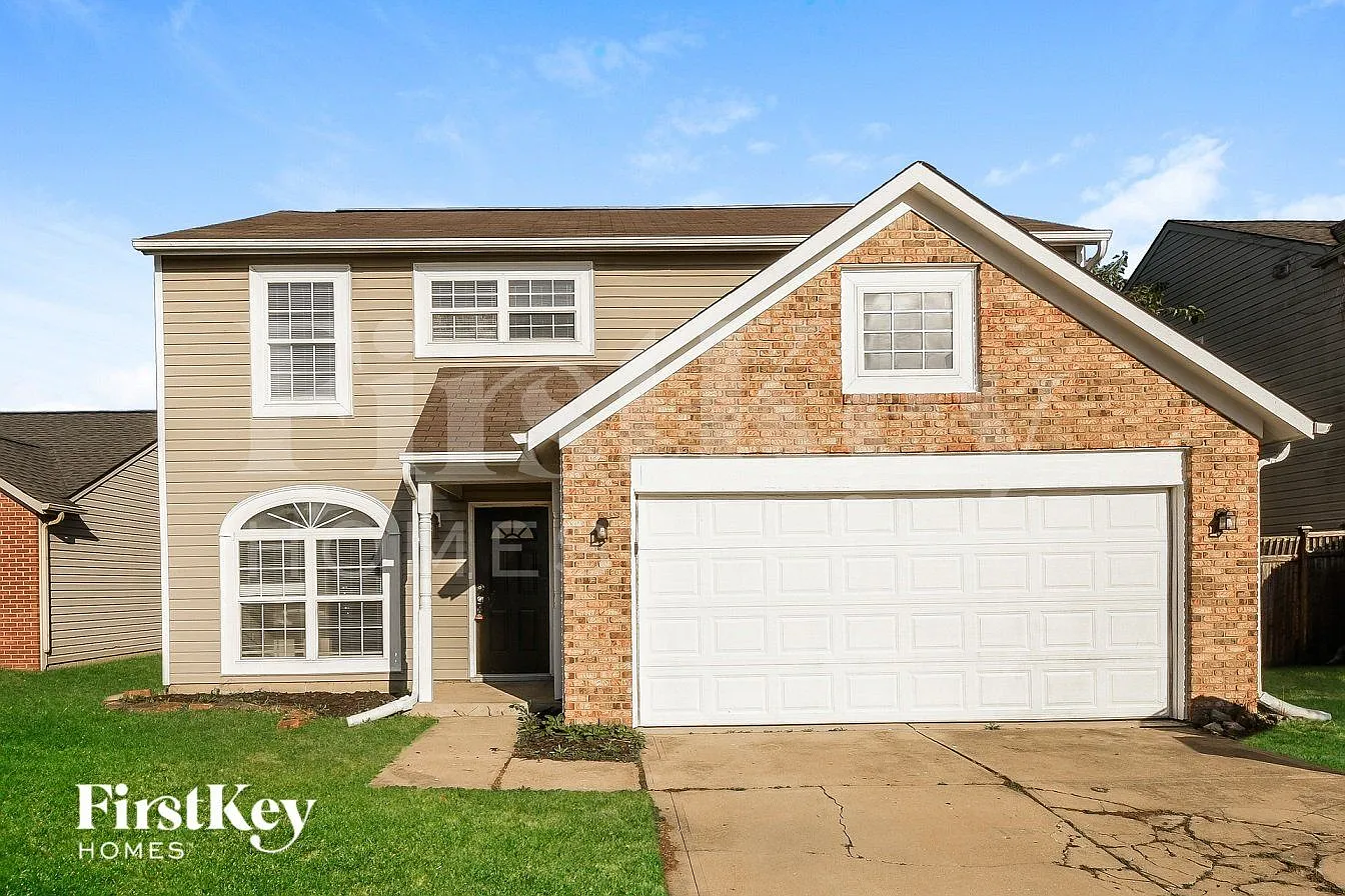 4 bed, 3.0 bath, 1816 sqft, $2,115 — Photo 1