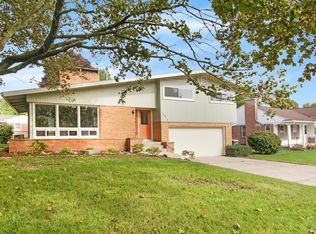 1831 Millbrook St SE, Grand Rapids, MI 49508