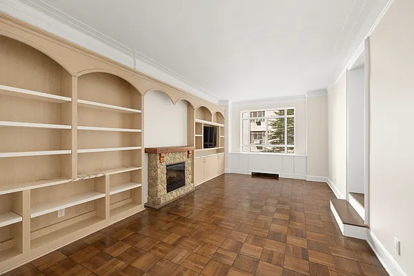 25 Central Park West #2H