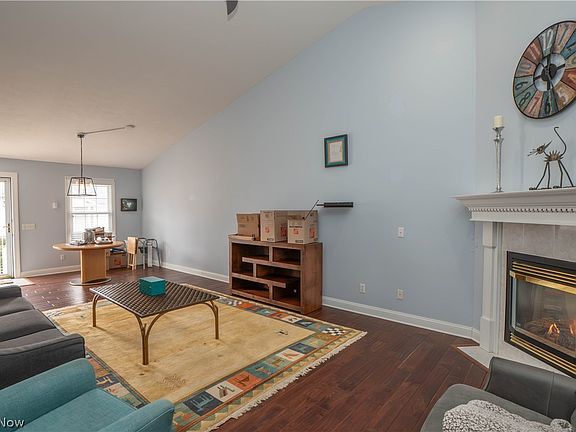 5th image of 3301 Sumser St NW