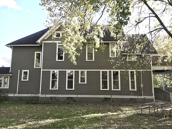 3rd image of 1609 Dupont Ave N