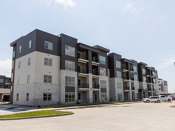 Emory North Liberty Exterior