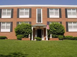 2821 Laclede Station Rd APT B1, Maplewood, MO 63143