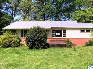 41 Eden Dr, Sylacauga, AL 35150