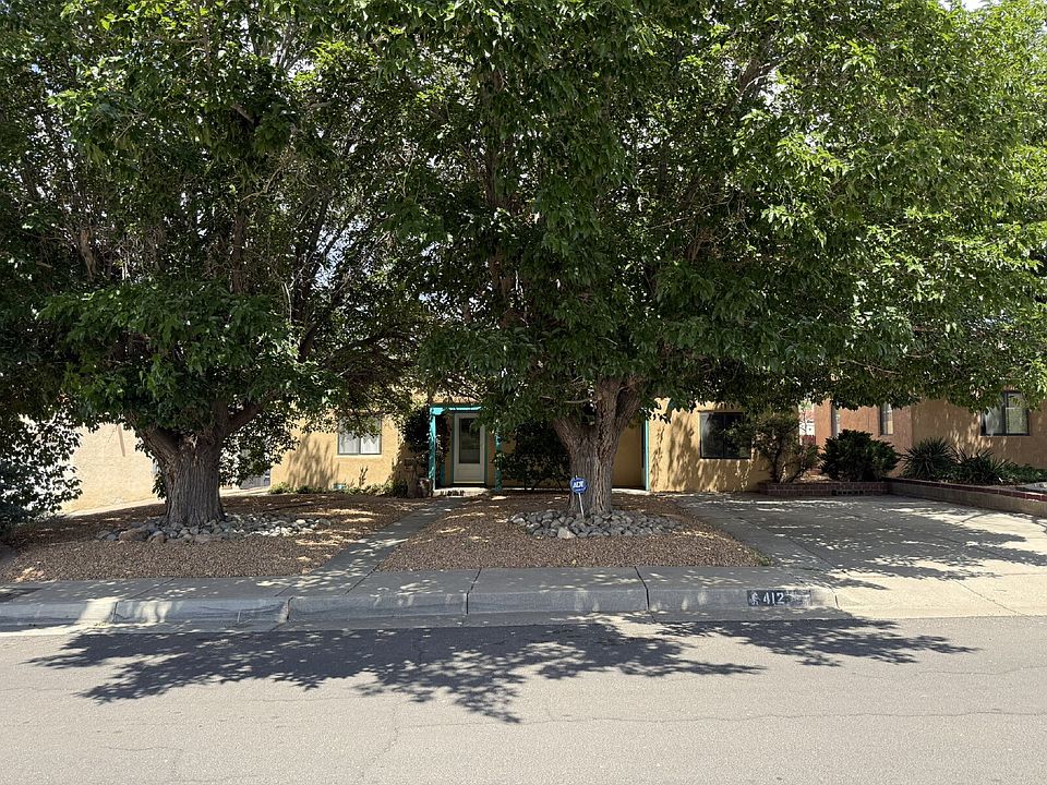 1st image of 412 Laguayra Dr NE