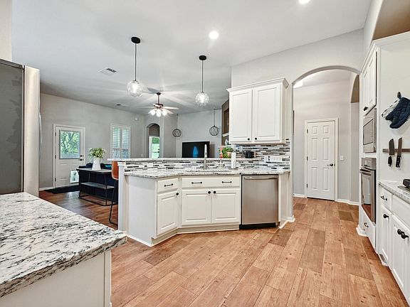 5th image of 9309 Manipari Ln