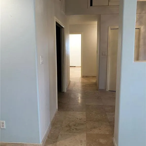 400 W Jackson Ave — Photo 20