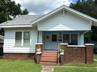 808 N 11th St, Murphysboro, IL 62966