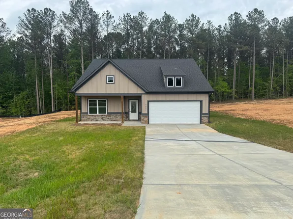 2057 N Hicks Rd, Toccoa, GA 30577
