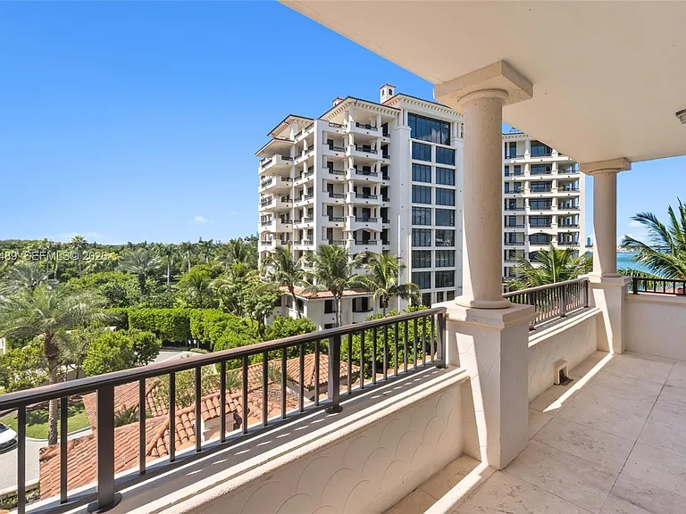 7141 Fisher Island Dr #7141 — Photo 27