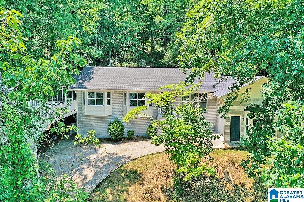 8460 Emerald Lake Dr W, Pinson, AL 35126 Zillow