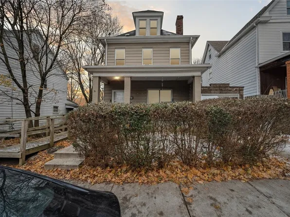 2218 Dellrose St, Pittsburgh, PA 15210