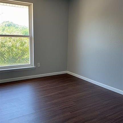 4th image of 1989 Hunting Lake Ct APT 303