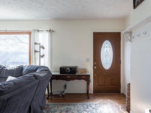 4th image of 13006 Southdale Dr