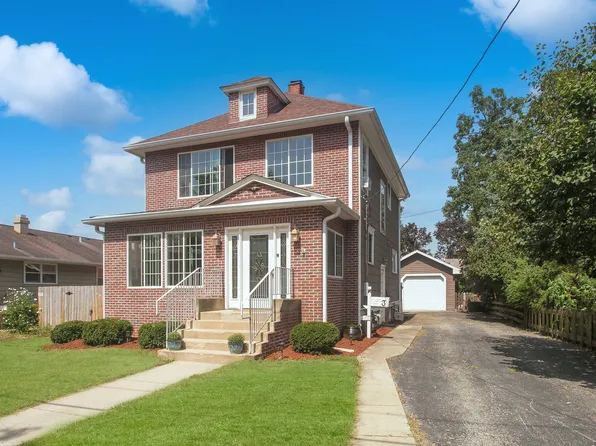 3 Lincoln Ave, Dundee, IL 60118