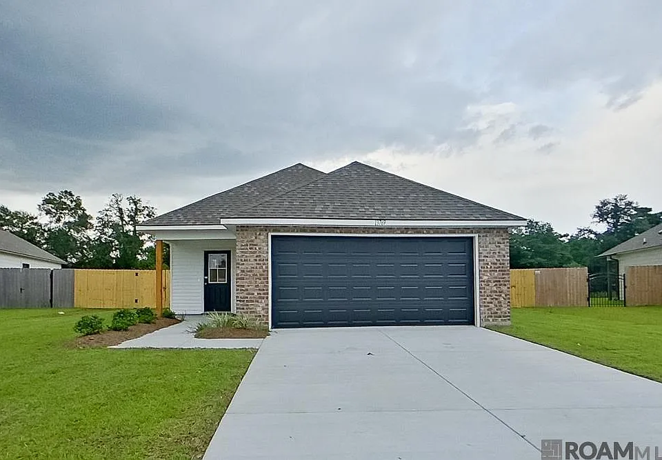 13769 Pinyon Dr