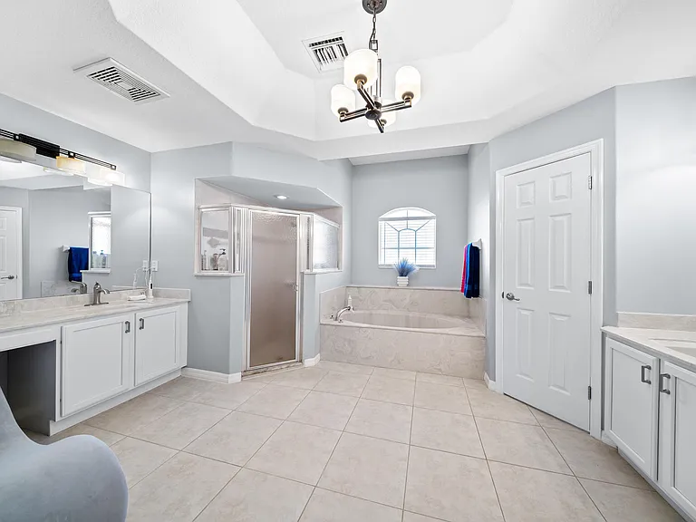 5918 NW Hann Dr — Photo 41