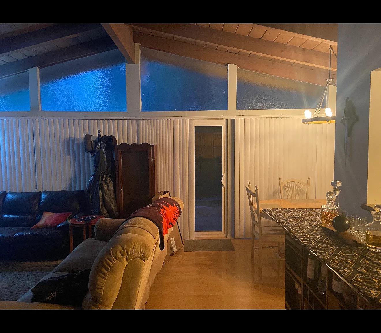 4 bed, 1674 sqft, $5,095 — Photo 3