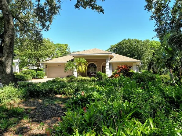 3877 Surrey Ct, Sarasota, FL 34235