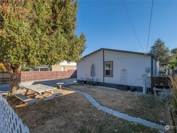 517 Sunset Avenue, Wenatchee, WA 98801