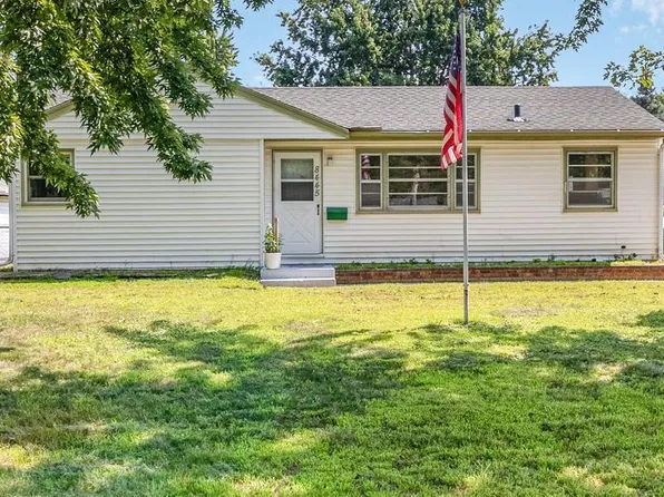 8445 10th Ave S, Bloomington, MN 55420