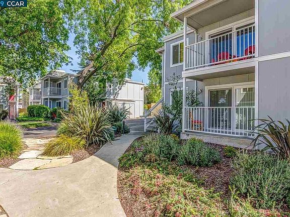 2nd image of 1578 Sunnyvale Ave APT 44
