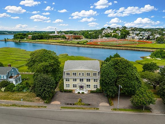 5th image of 7 Essex Ave #1