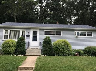 33 Rebecca St, Coventry, RI 02816