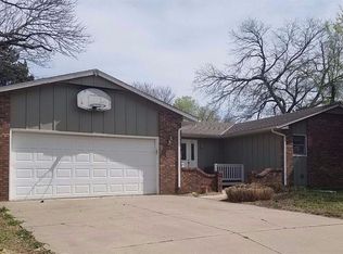 428 Locust St, Marion, KS 66861