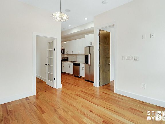 3rd image of 86 Chauncey St APT 5