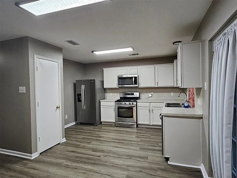 19411 Ambrosia Falls Dr — Photo 11