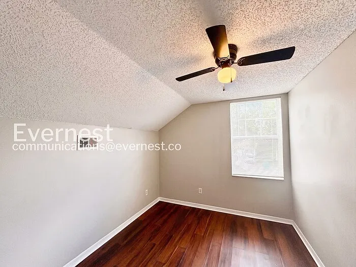 4957 Vista Lago Dr — Photo 16