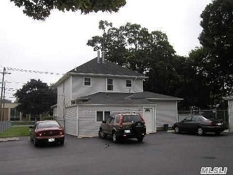 1st image of 820 Deer Park Ave