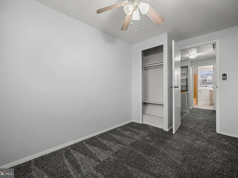 1610 Wentworth Ave — Photo 21