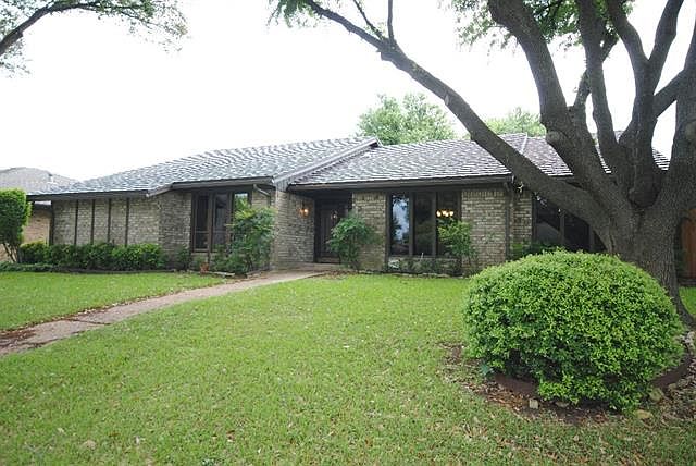 1st image of 2516 Glencliff Dr