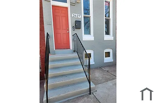 2627 Francis St Photo 1