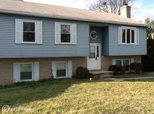 923 Wampler Ln, Westminster, MD 21158