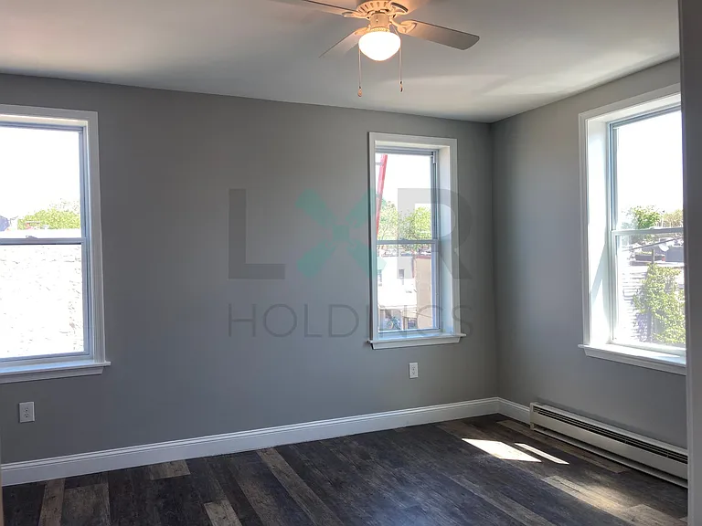 5437 Master St #2 — Photo 5