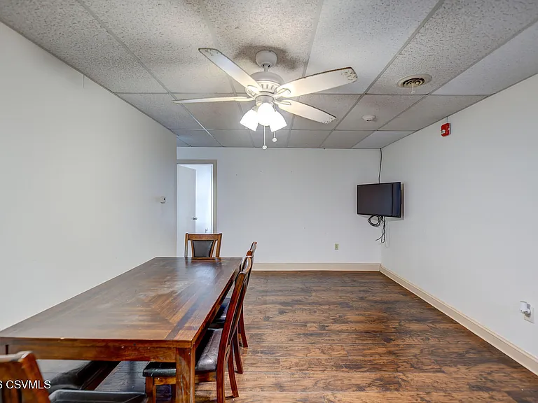 105 W Main St #3RDFLAPT2 — Photo 7
