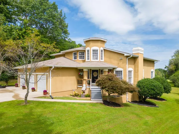 8914 Brow Lake Rd, Soddy Daisy, TN 37379