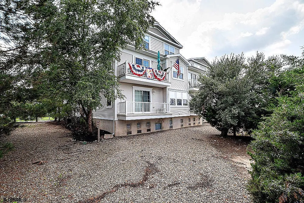 14 Bayside Dr photo 1