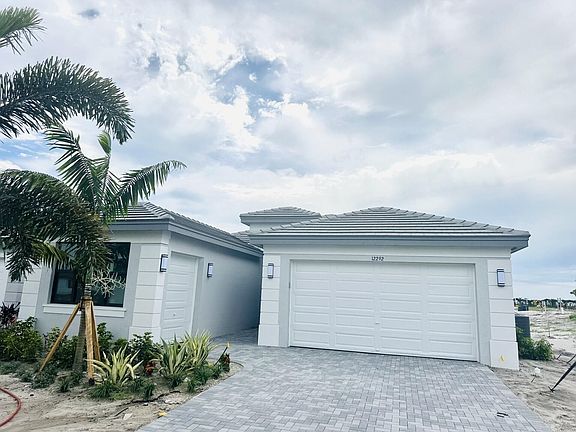 2nd image of 12292 SW Compass Point Dr