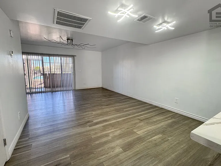 1601 W Sunnyside Dr #153 — Photo 6