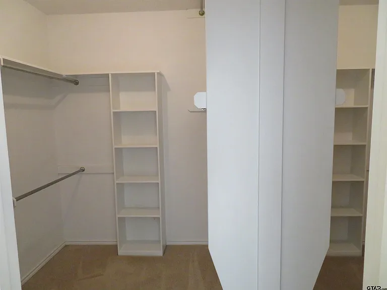 2908 Plymouth Cir — Photo 12