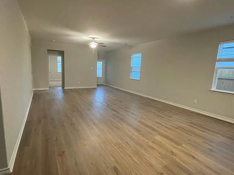 112 Mount Vernon Way — Photo 4