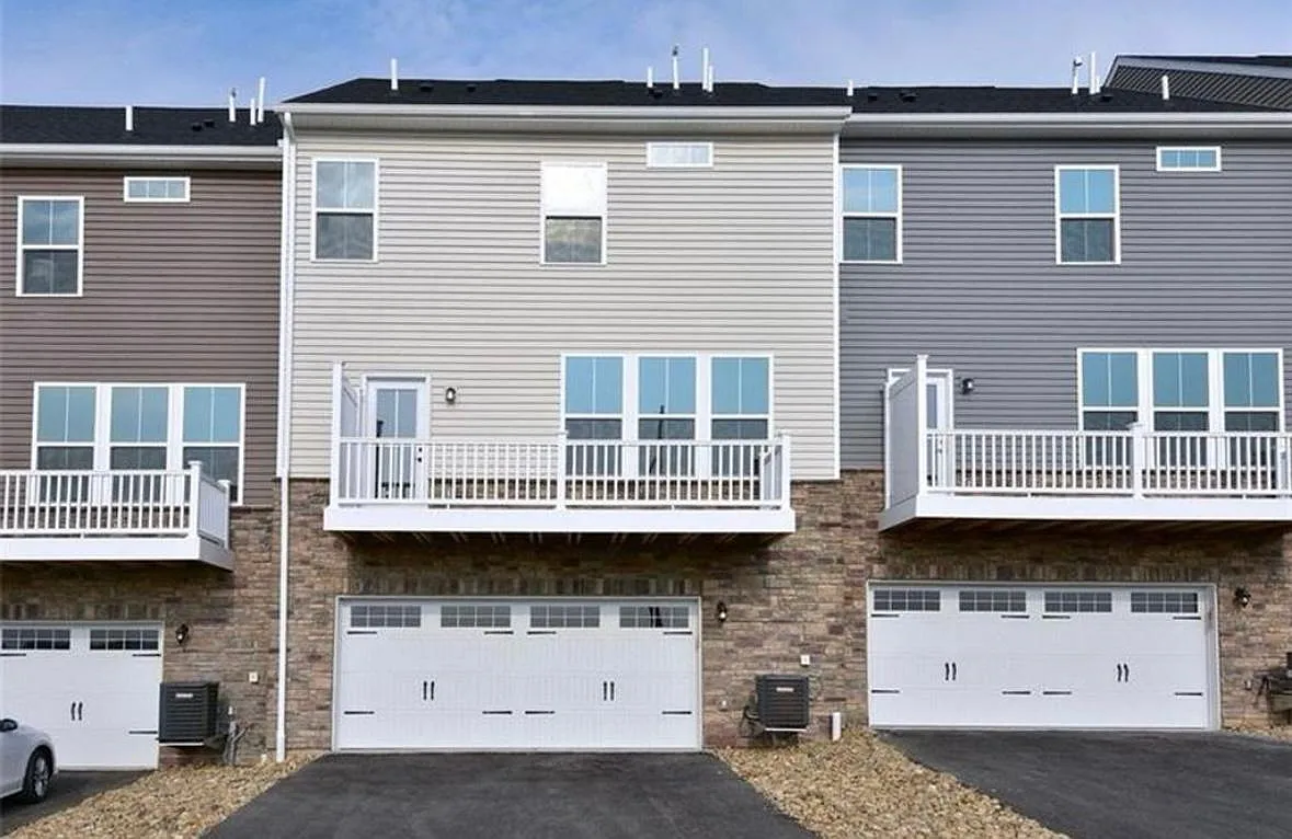 174 Moyer Hill Dr — Photo 1