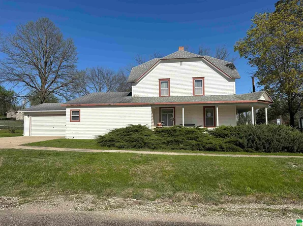 505 E 2nd St, Peterson, IA 51047