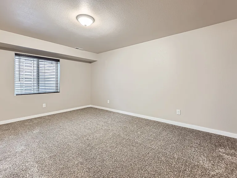 11111 Paradise Ln — Photo 21