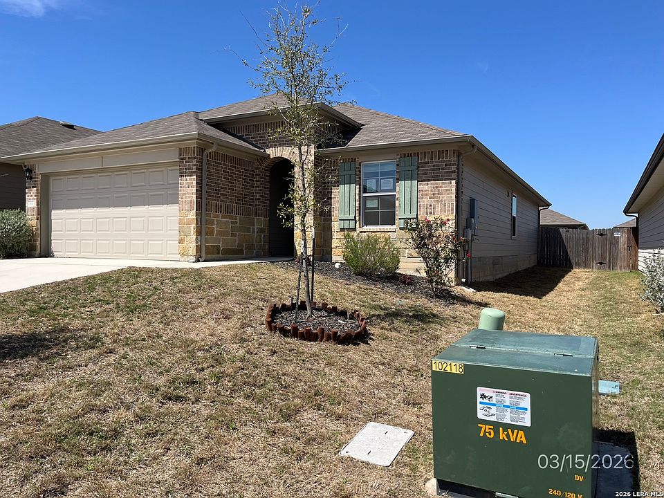 1st image of 837 GERARDIA CT
